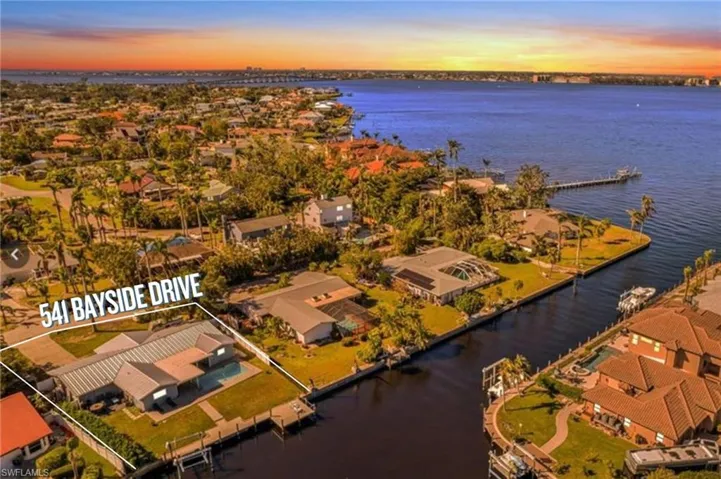 541 Bayside Dr, Fort Myers, Florida 33919