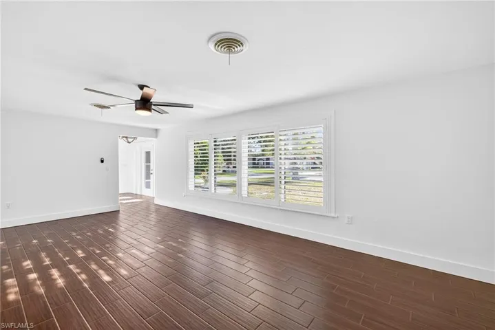 541 Bayside Dr, Fort Myers, Florida 33919