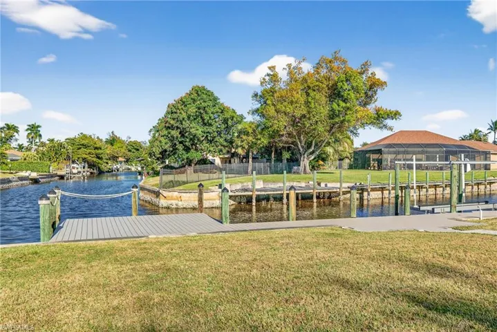 541 Bayside Dr, Fort Myers, Florida 33919
