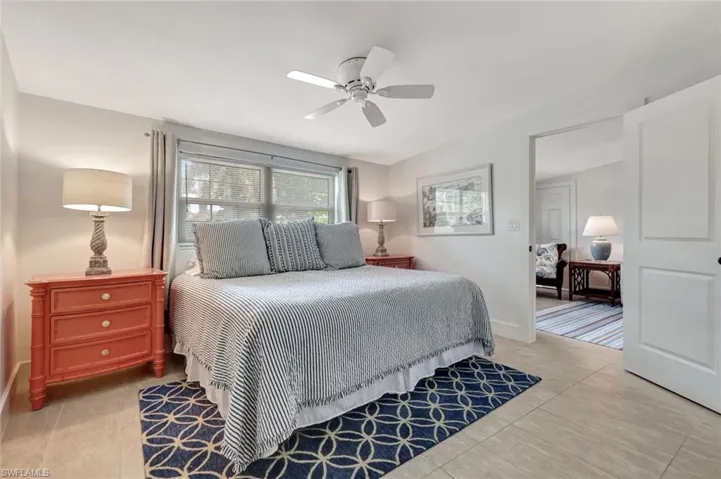 This is the 1 guest suite you are able to use as a resident/ great for overflow of visitors