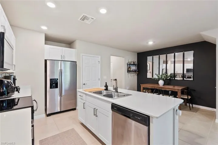 15527 Wildflower Cir, Naples, Florida 34119