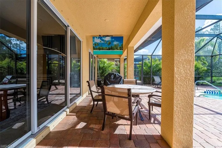 7703 Martino Cir, Naples, Florida 34112