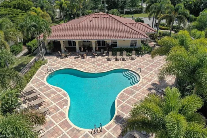 7703 Martino Cir, Naples, Florida 34112