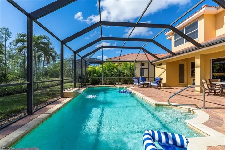 7703 Martino Cir, Naples, Florida 34112