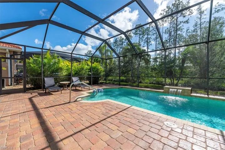 7703 Martino Cir, Naples, Florida 34112