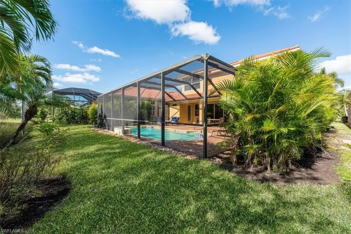 7703 Martino Cir, Naples, Florida 34112