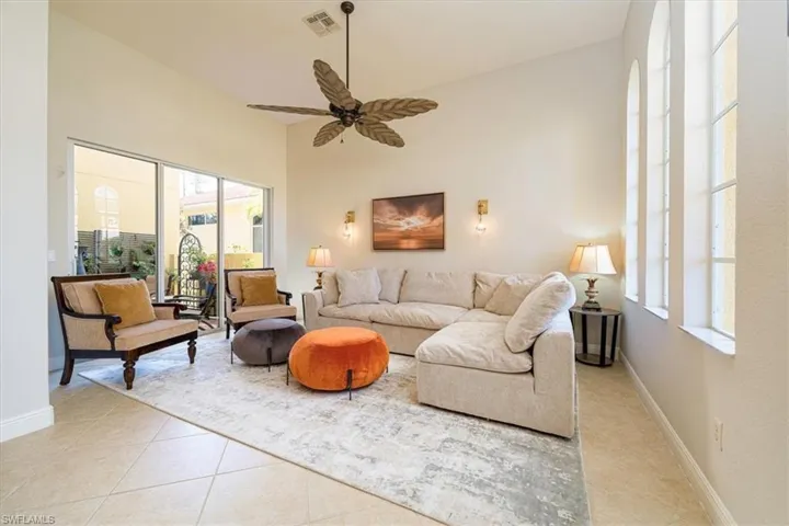 7703 Martino Cir, Naples, Florida 34112