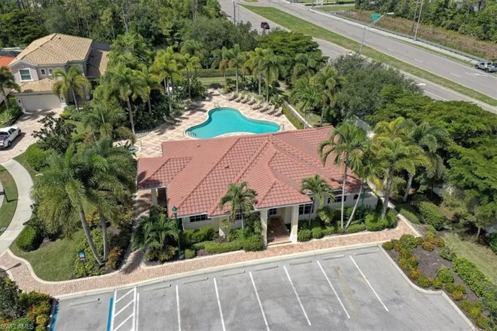 7703 Martino Cir, Naples, Florida 34112