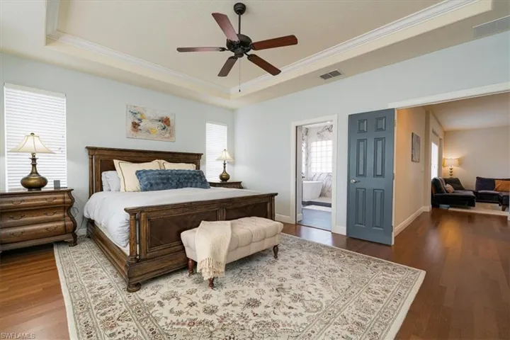 7703 Martino Cir, Naples, Florida 34112
