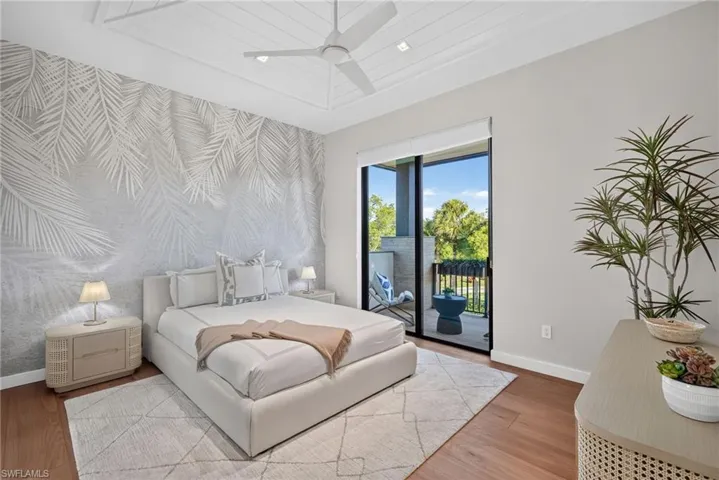 788 7th Ave N, Naples, Florida 34102
