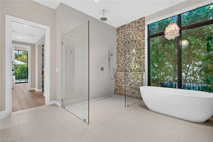 788 7th Ave N, Naples, Florida 34102