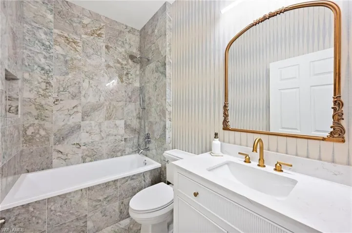 9910  Via San Marco  LOOP, Fort Myers, FL 33905