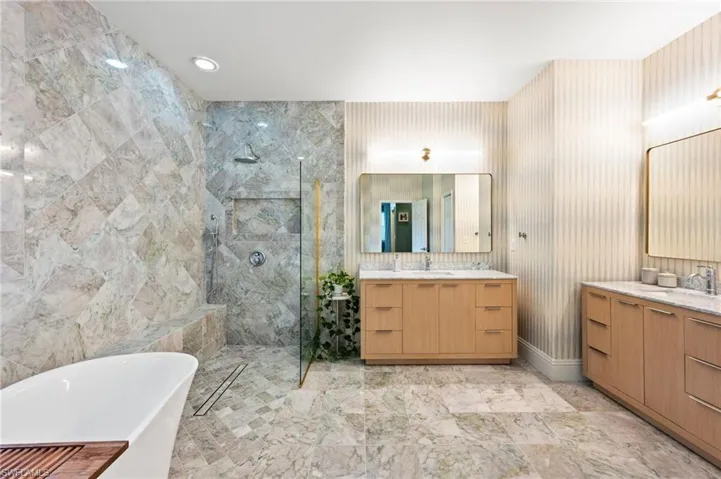 9910  Via San Marco  LOOP, Fort Myers, FL 33905