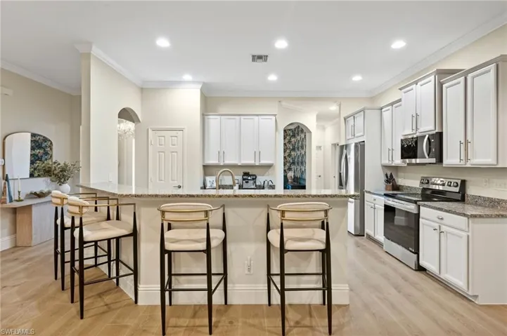 9910  Via San Marco  LOOP, Fort Myers, FL 33905