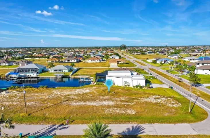 1050 NW 34th  AVE, Cape Coral, FL 33993