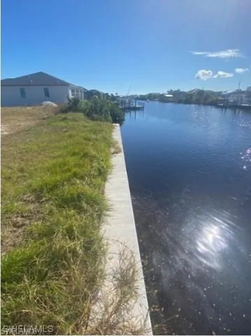 1050 NW 34th  AVE, Cape Coral, FL 33993
