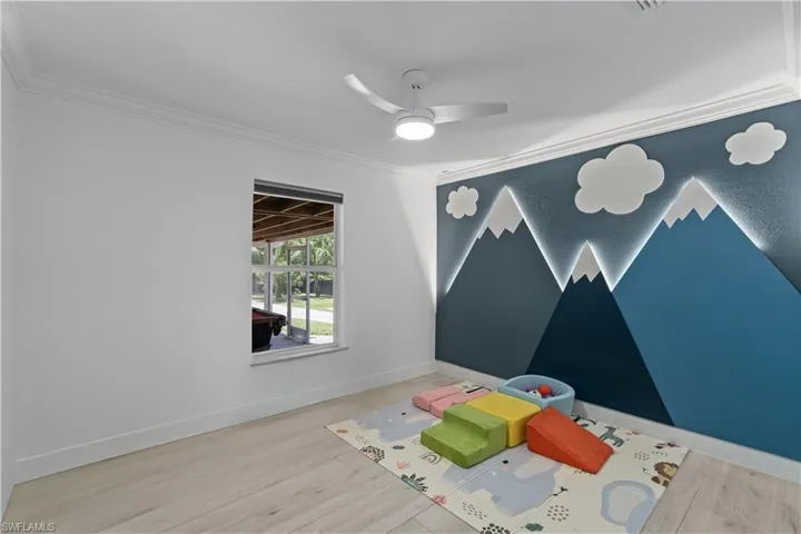 This room offers 3-D DELIGHT, with special lighting enhancements.
