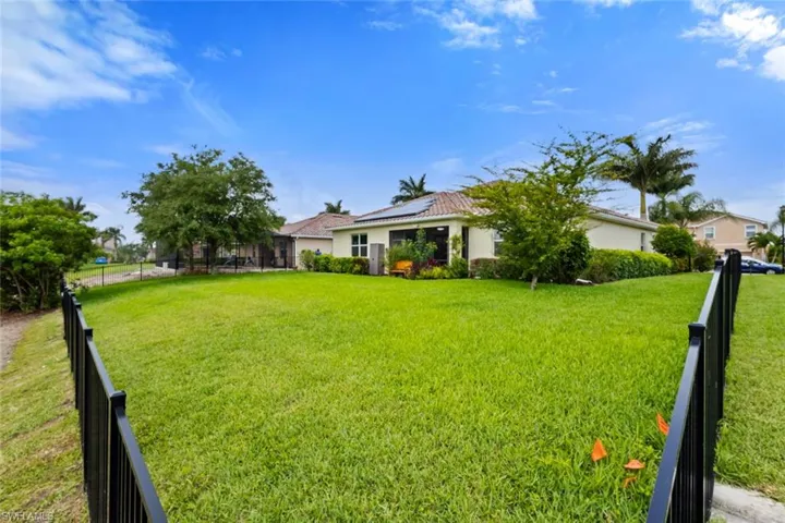 2290 Vermont Ln, Naples, Florida 34120