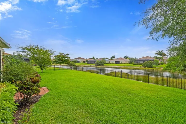 2290 Vermont Ln, Naples, Florida 34120