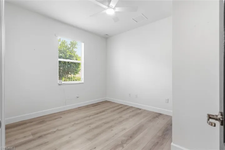 2290 Vermont Ln, Naples, Florida 34120