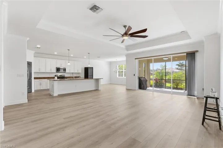 2290 Vermont Ln, Naples, Florida 34120