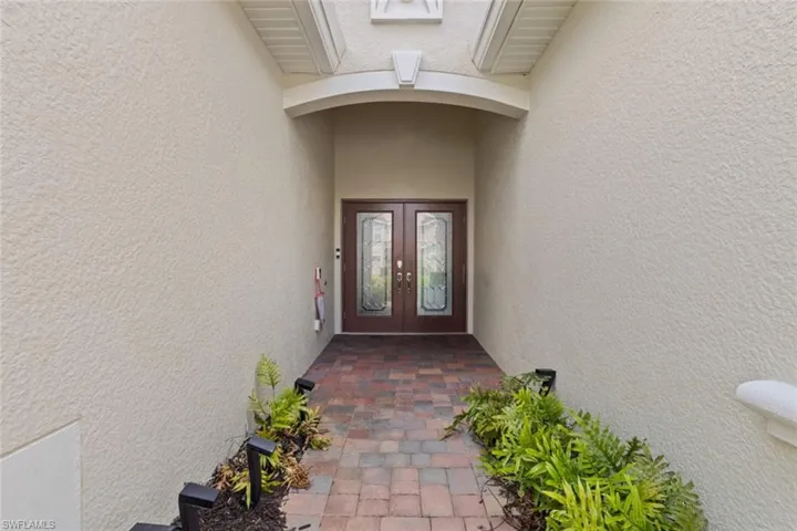 2290 Vermont Ln, Naples, Florida 34120