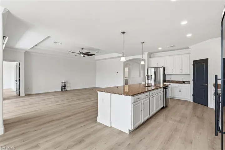 2290 Vermont Ln, Naples, Florida 34120
