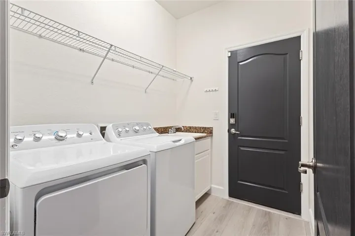 2290 Vermont Ln, Naples, Florida 34120