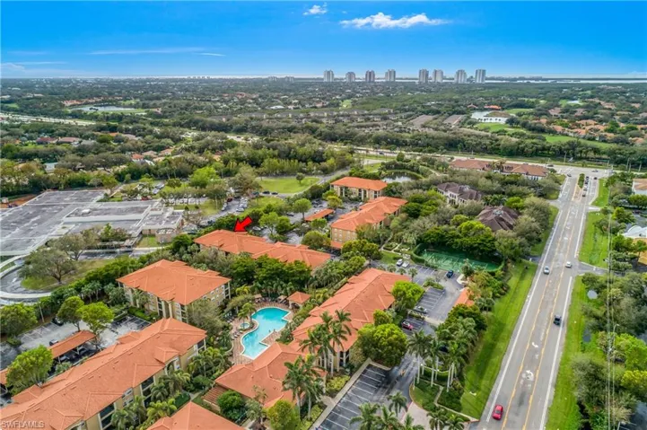 8870  Colonnades W CT, Bonita Springs, FL 34135
