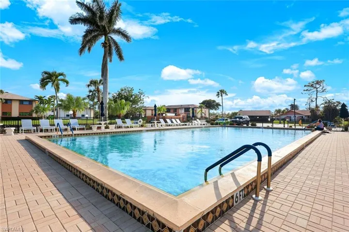 6323 Royal Woods Dr, Fort Myers Fl 33908