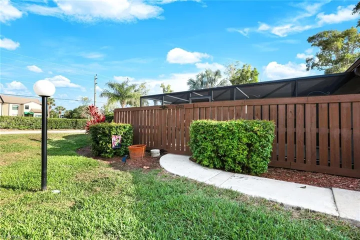 6323 Royal Woods Dr, Fort Myers Fl 33908