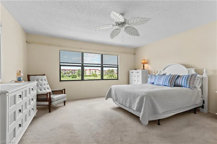 1747 Pebble Beach Dr 216, Fort Myers, Florida 33907