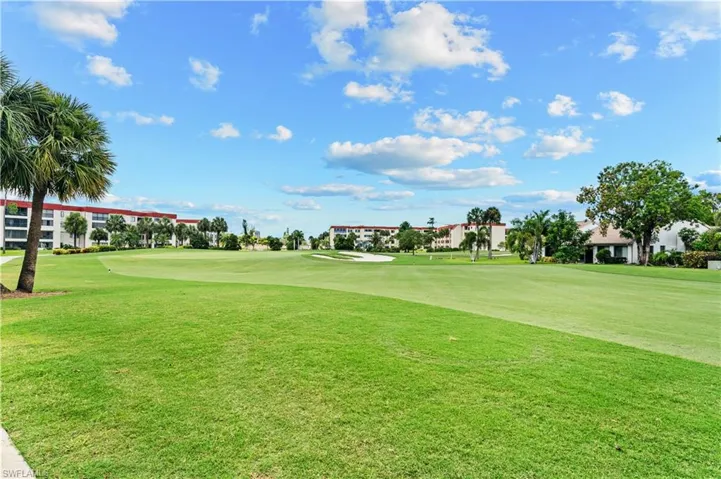 1747 Pebble Beach Dr 216, Fort Myers, Florida 33907