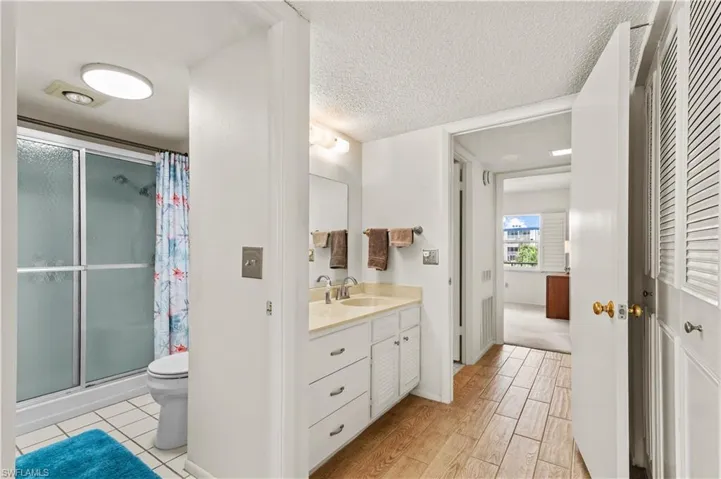 1747 Pebble Beach Dr 216, Fort Myers, Florida 33907