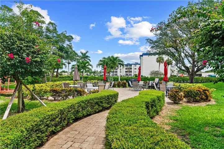 1747 Pebble Beach Dr 216, Fort Myers, Florida 33907