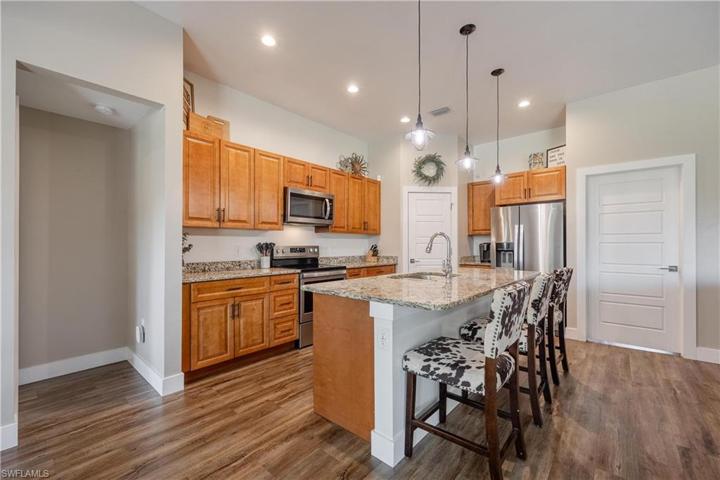3837  Hyde Park  DR, Fort Myers, FL 33905