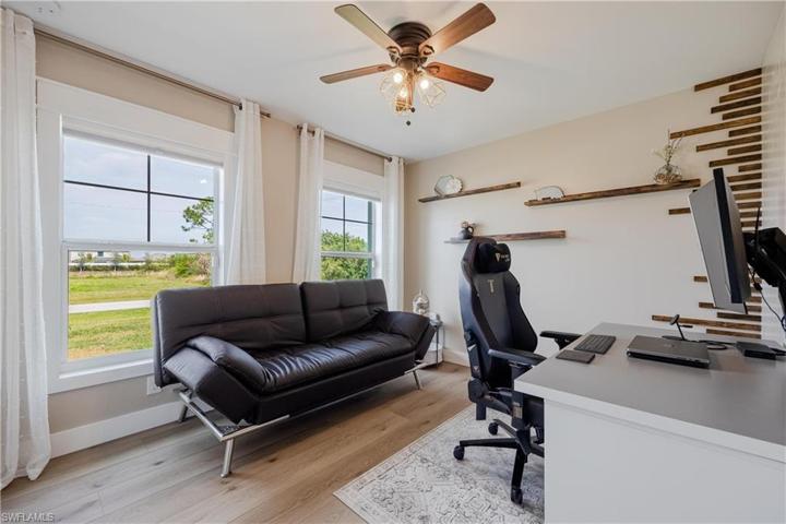 3837  Hyde Park  DR, Fort Myers, FL 33905