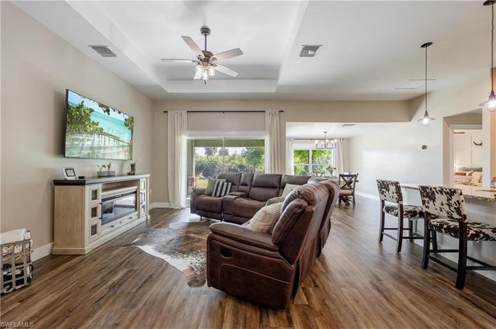 3837  Hyde Park  DR, Fort Myers, FL 33905