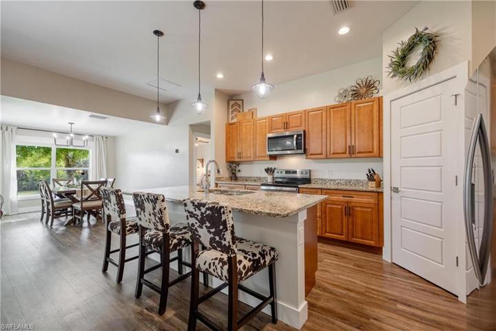 3837  Hyde Park  DR, Fort Myers, FL 33905