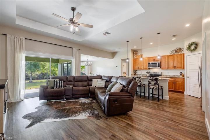 3837  Hyde Park  DR, Fort Myers, FL 33905