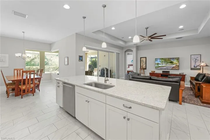 14756  Windward  LN, Naples, FL 34114