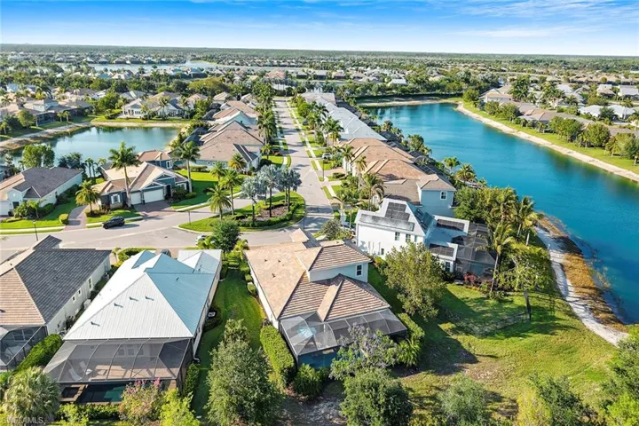 14756  Windward  LN, Naples, FL 34114