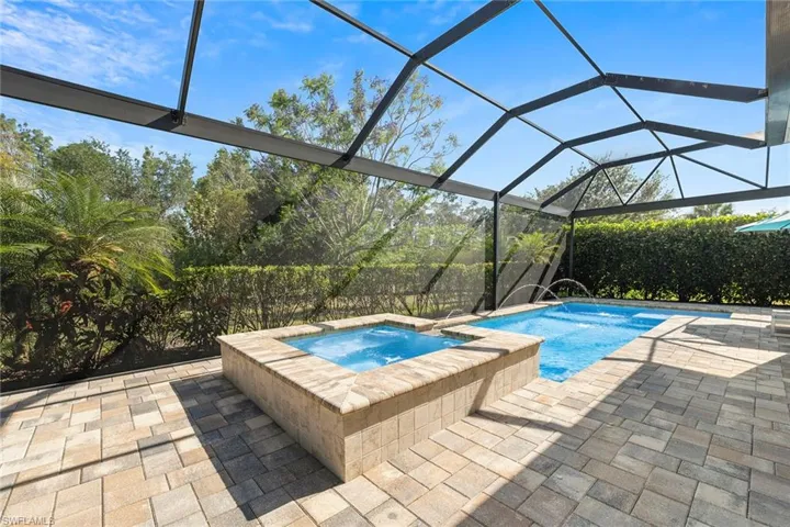 14756  Windward  LN, Naples, FL 34114