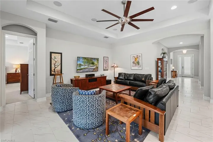 14756  Windward  LN, Naples, FL 34114
