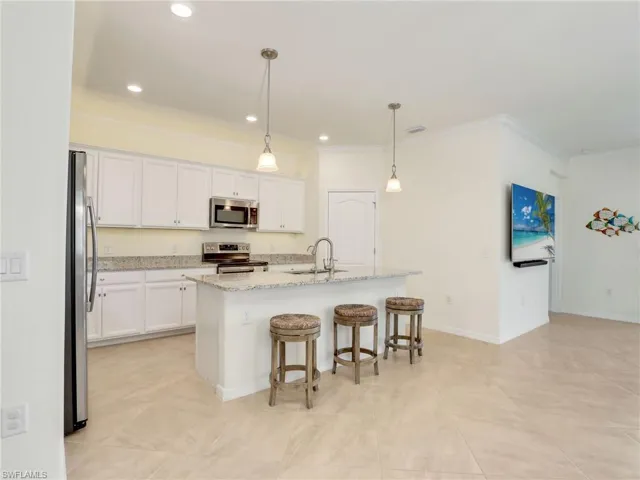 Granite counters & stainless Appliance