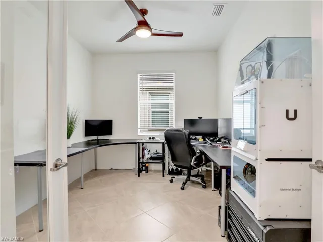 Big Office!