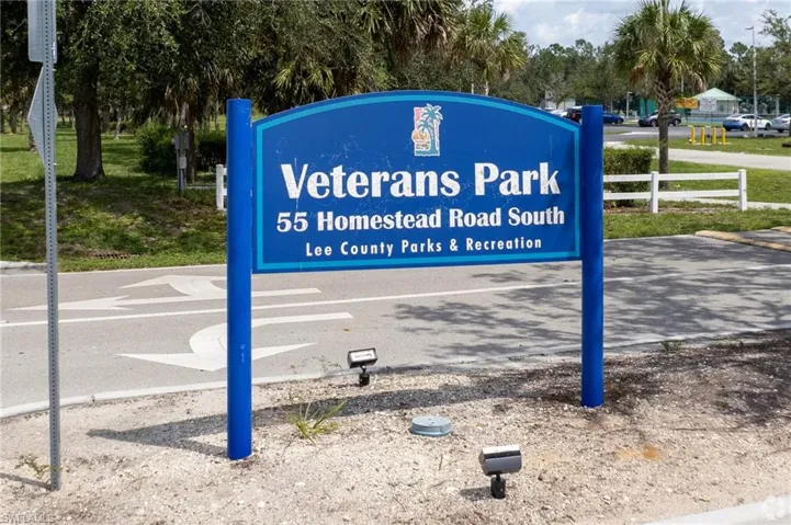 608 Chemstrand St E, Lehigh Acres, Florida 33974