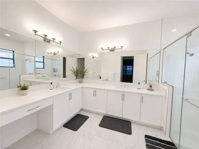 20202 Ainsley St, Estero, Florida 33928