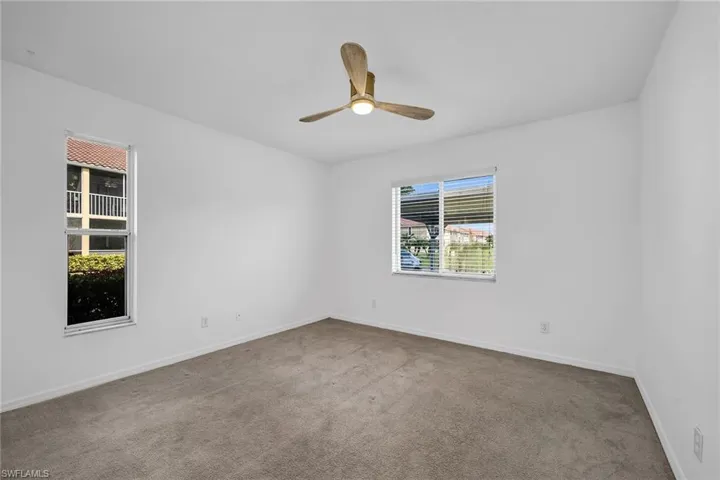 208 Furse Lakes Cir D6, Naples, Florida 34104
