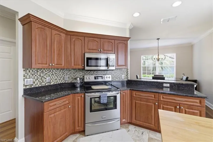 9361 Alamander Ct 401, Fort Myers, Florida 33919